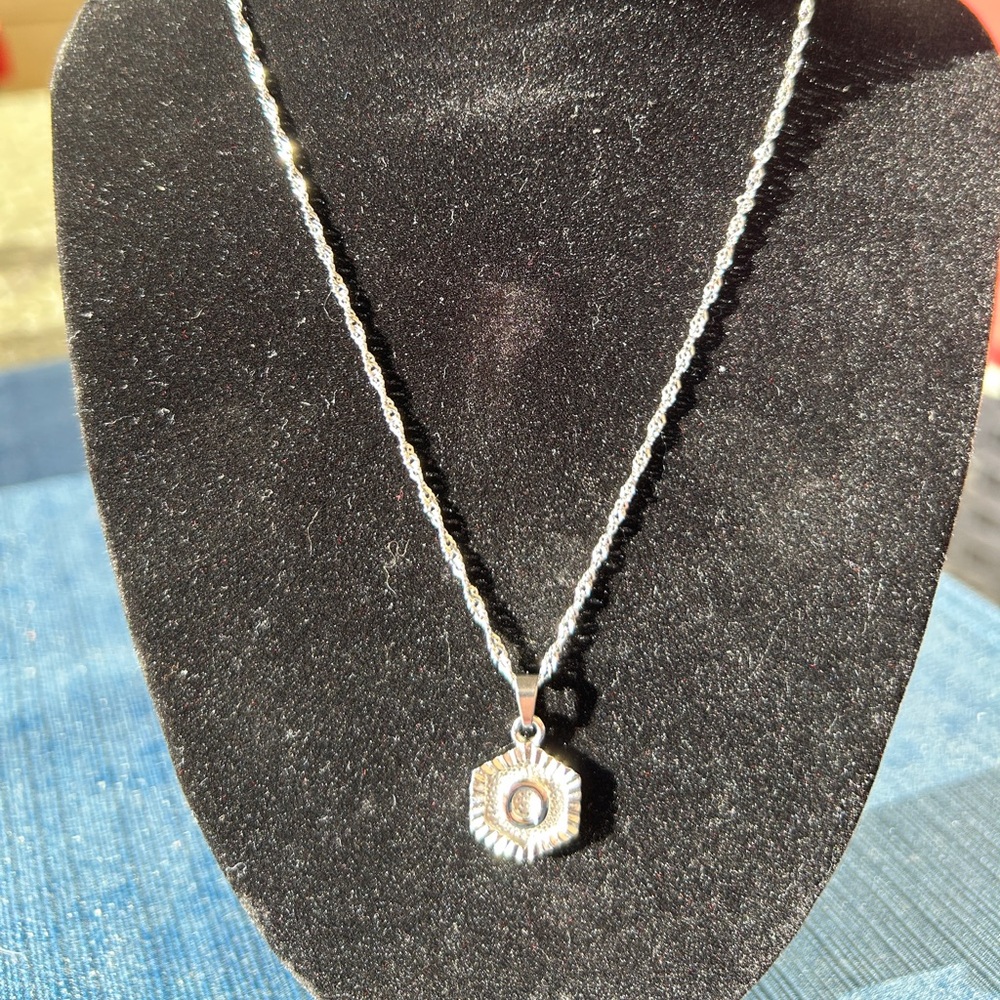 16” Silver O Pendant Necklace - Elegant Women’s Jewelry